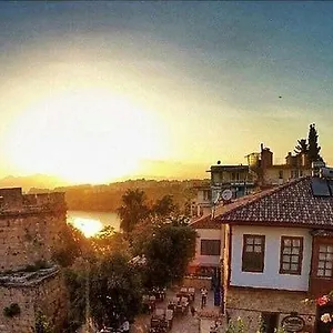  Hostel Odile Konak Türkiye